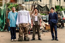 山田孝之＆荒川良々、ロボットと共に空へ飛び立つ！ 『ハード・コア』予告 画像