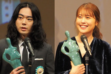 『花束』菅田将暉＆有村架純が最優秀賞受賞「リアリティがあり、もはや演じなくてもいいくらい」 画像