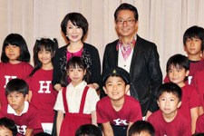 水谷豊、頭文字“H”の子どもで埋まった客席に「みんなHですねぇ」とご満悦！ 画像