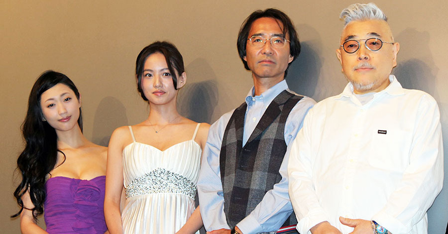 【画像】壇蜜『甘い鞭』初日に、甘い“飴”をファンにプレゼント！ (2/7)