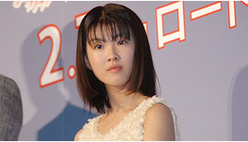 『ヘブンズ・ドア』完成披露試写会で舞台挨拶に立った福田麻由子。