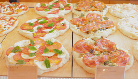 ピザよりヘルシーな「ピンサ」が日本初上陸！ 原宿で流行の味を