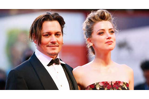 ジョニー・デップ＆アンバー・ハード夫妻、ヴェネチア国際映画祭に登場 画像