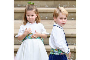 ジョージ王子＆シャーロット王女、ユージェニー王女の結婚式でお目立ち 画像