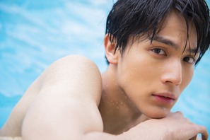 中川大志、写真集の表紙＆収録カット公開！ 初のドキュメンタリーBDも発売 画像