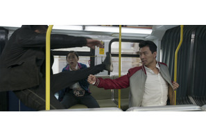 『シャン・チー』シム・リウやオークワフィナのNGに監督も大笑い!? 特典映像一部公開 画像