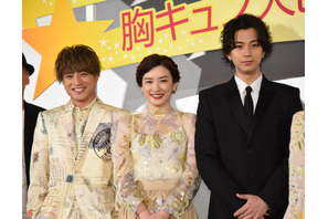 永野芽郁、初主演作の公開に涙…白濱亜嵐＆三浦翔平の粋な気遣いに大拍手！