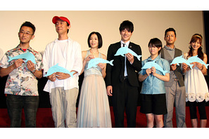 松山ケンイチ「何かを感じたらぜひ表現して！」沖縄の人気者・フジの物語が公開