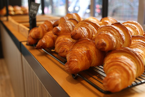 駒沢に新ブーランジェリー誕生！ 本格フランスパンやふんわり大ぶりのクロワッサン 画像