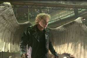 注目の英国俳優、ウルヴァリン超えの肉体改造で“イケメン天使”に！『X-MEN：アポカリプス』 画像