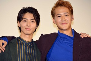 高杉真宙＆葉山奨之、渋谷の公園で自主練！「若手芸人さんみたいにやっていた」 画像