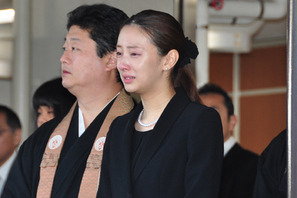 北川景子、恩師・森田芳光との別れに号泣　織田裕二らも参列 画像