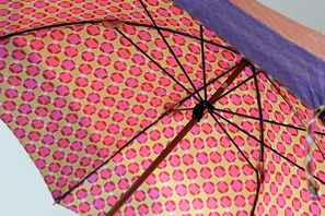 雨の日も晴れの気分　ファッションに日本のテキスタイルで彩るグリデカナの傘を 画像