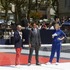 8月25日、ニューヨークのブライアント・パークで開催されたラファエル・ナダルアンバサダー就任イベントにて。左から、トミー・ヒルフィガー、ラファエル・ナダル、ジェーン・リンチ。