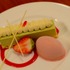 「イーストサイド・カフェ」ピスタチオムースケーキとストロベリーのセミフレッド☆(C) Disney
