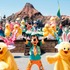 黄色のうさピヨ、クッキー・アンが春の主役！(C) Disney
