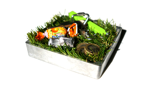オリジナルグリーントレイ「midori」は「小さな公園」をコンセプトにしたハンドメイドのボタニカルインテリア。