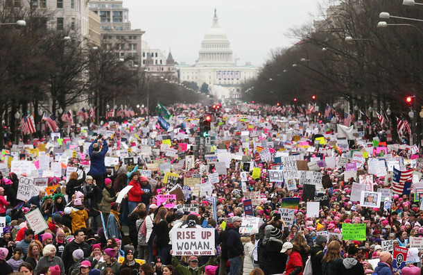 米ホワイトハウス前で開催されたウィメンズマーチ-(C)Getty Images