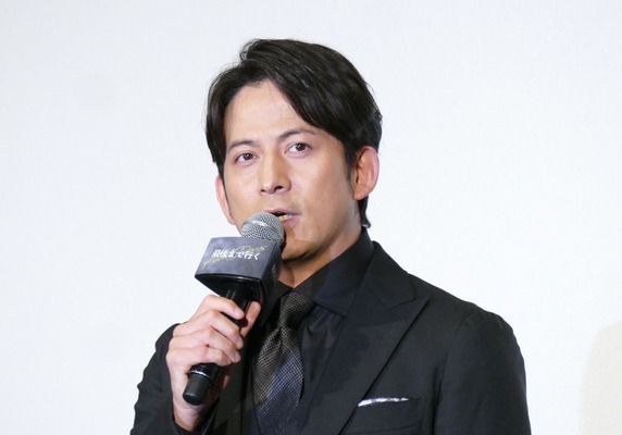 岡田准一『最後まで行く』完成披露試写会