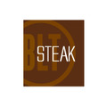 「BLTステーキ」のロゴ。モダンアメリカンステーキハウスと評されるESquared Hospitalityのフラッグシップブランド。