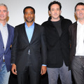 『2012』フッテージ上映後の舞台挨拶に登壇した（左から）ローランド・エメリッヒ監督、キウェテル・イジョフォー、ジョン・キューザック、ハラルド・クローサー（プロデューサー）