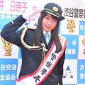 ”岡山の奇跡”桜井日奈子、一日警察署長で渋谷ハチ公前に降臨！・画像