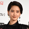 山崎紘菜／第30回東京国際映画祭のレッドカーペットイベント