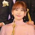 主演女優賞：新垣結衣「逃げるは恥だが役に立つ」