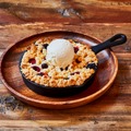 「BERRY BERRY CRUMBLE（ベリー× ベリークランブル）」900円（税込）