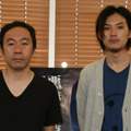 『悪夢探偵2』の製作発表での塚本監督と松田龍平