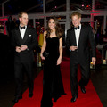 左から：ウィリアム王子、キャサリン妃、ハリー王子 -(C) Getty Images