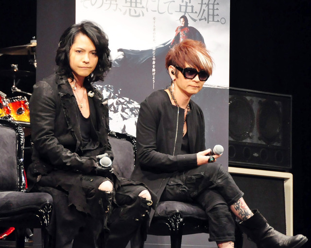 HYDE＆K.A.Z（VAMPS）／『ドラキュラZERO』試写会サプライズ・イベント