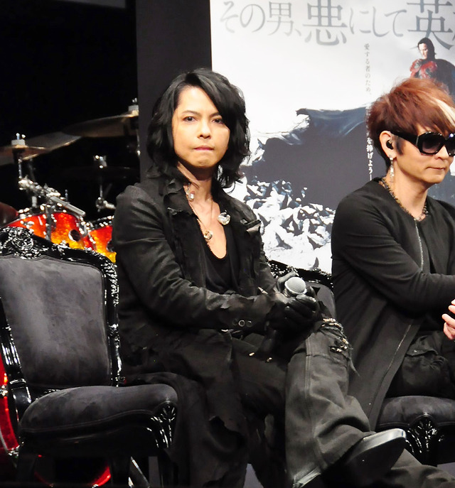 HYDE＆K.A.Z（VAMPS）／『ドラキュラZERO』試写会サプライズ・イベント