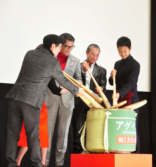 中井貴一＆波瑠＆工藤阿須加＆柳葉敏郎＆大森寿美男（監督）／『アゲイン 28年目の甲子園』初日舞台挨拶