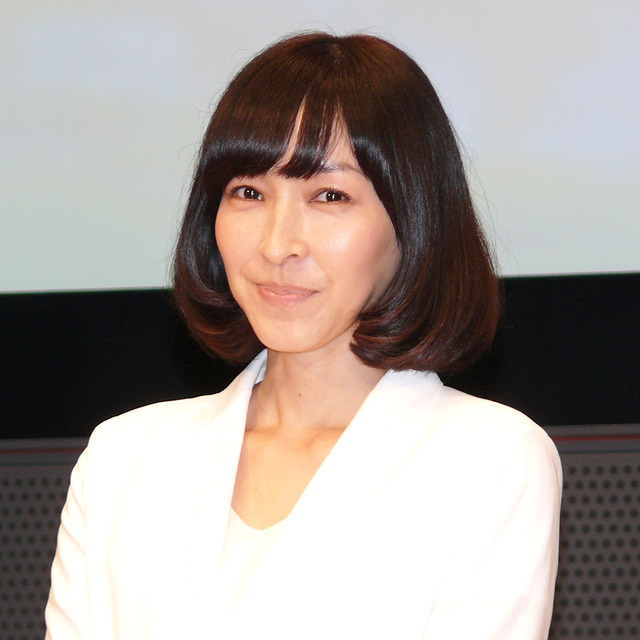 麻生久美子／「ナポレオンの村」の完成披露試写会