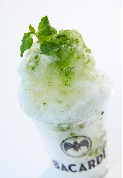 「BACARDI MIDPARK CAFE（バカルディ ミッドパークカフェ）」モヒートかき氷。