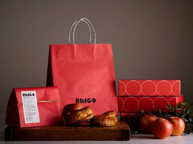 真っ赤なパッケージが目印の焼きたてカスタードアップルパイ専門店「RINGO」