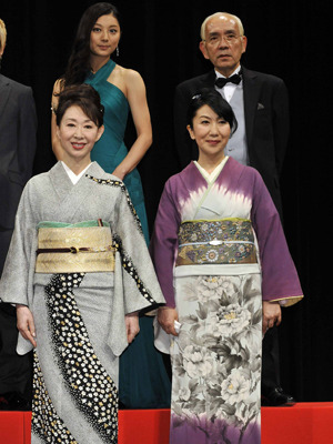 年上の女性たちが生田斗真を…