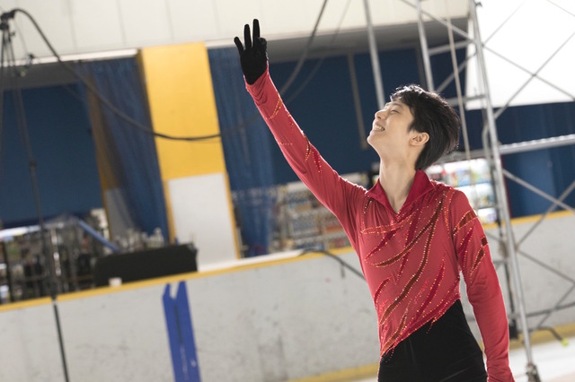 ロッテ「真っ赤って、ときめき。羽生結弦スケート」篇メイキング