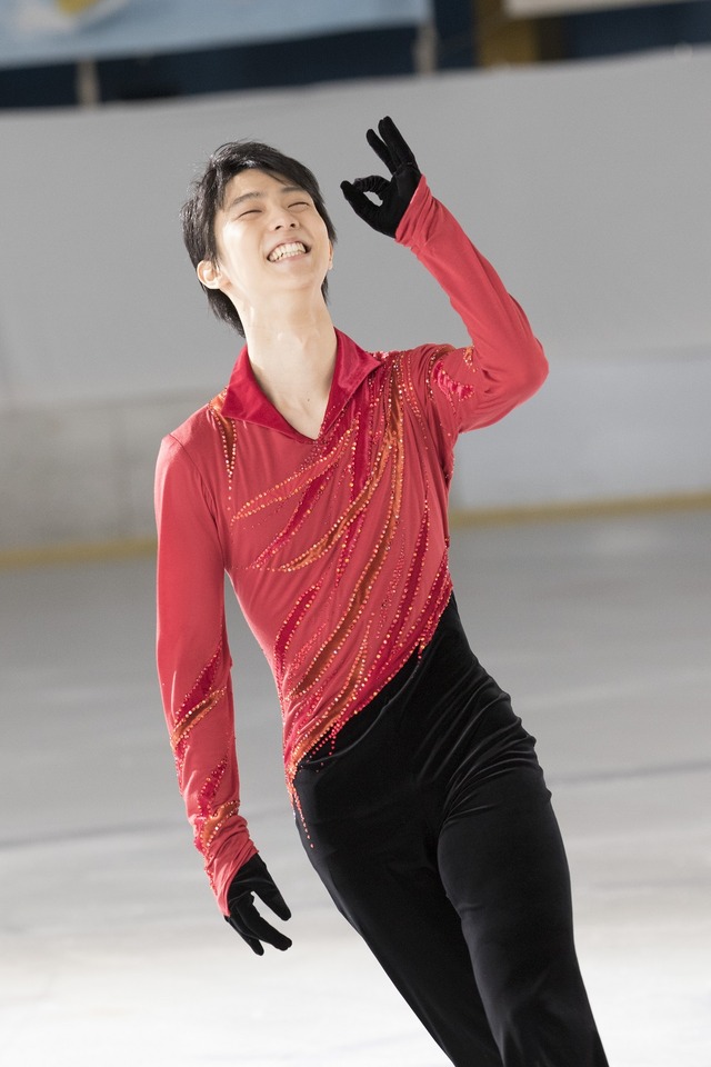 ロッテ「真っ赤って、ときめき。羽生結弦スケート」篇メイキング