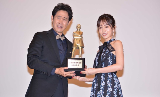 大泉洋＆前田敦子／「大泉洋映画祭」初日舞台挨拶