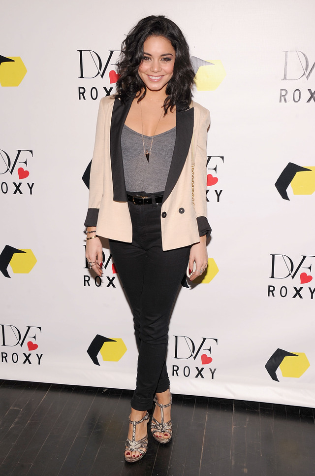 「DVF Loves ROXY Launch」に出席するヴァネッサ・ハジェンズ（ニューヨーク）-(C) Getty Images