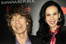 ミック・ジャガー、故ローレン・スコットの全財産約9億円を相続へ 画像