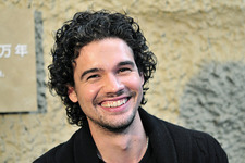 「僕だって愛を信じているよ」『紀元前1万年』の新星、スティーヴン・ストレイト 画像