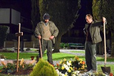 【予告編】ダメオヤジが“喜劇王”の遺体を誘拐!?『チャップリンからの贈りもの』 画像