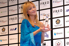 土屋アンナ、初監督作でエコの氾濫に一石　「当たり前のことをやろう」と愛をアピール 画像