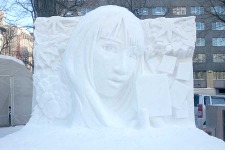 広瀬すず、さっぽろ雪まつりに参戦!? 高さ3mの“雪のすず”に感激「凄く凄く嬉しい」 画像