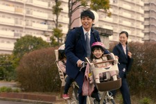 東出昌大、新CMは「父親になったボク」!? 良きパパぶりをひと足先に発揮 画像