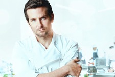 【予告編】ブラッドリー・クーパーの“ツンデレ”シェフが愛の告白!? 『二ツ星の料理人』 画像