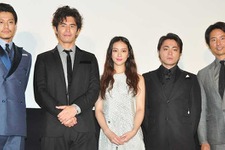 伊藤英明、山Pに嫉妬？ ケイン仕込みの「パーフェクトボディ」ポーズをムチャぶり！ 画像